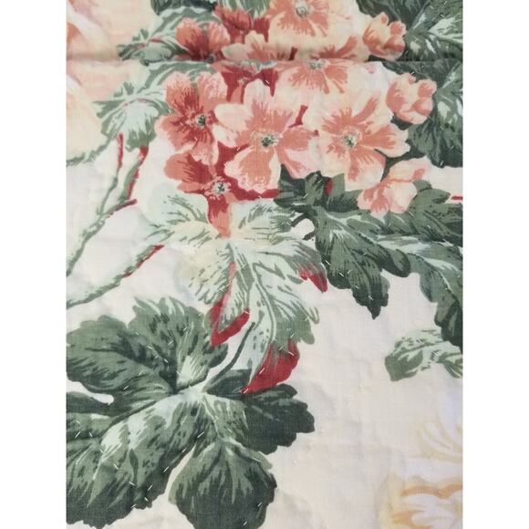 Britannica Home Fashions Set Of 2 Standard‎ Shams Pink Floral Patchwork Granny - Picture 7 of 7